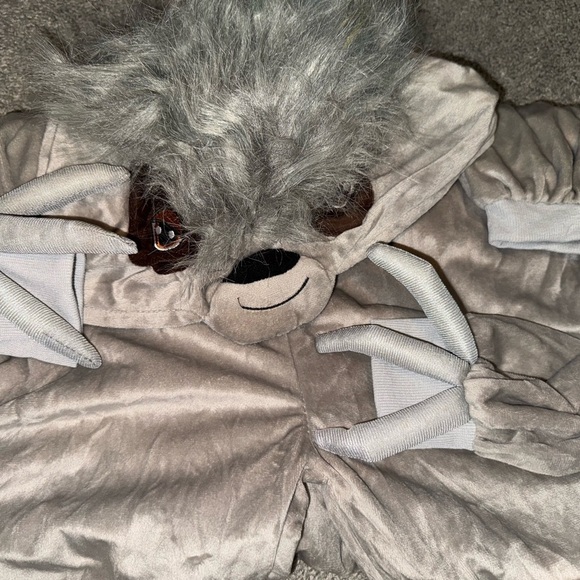 Sloth 1 piece hooded jumpsuit large/Xlarge - Picture 3 of 10
